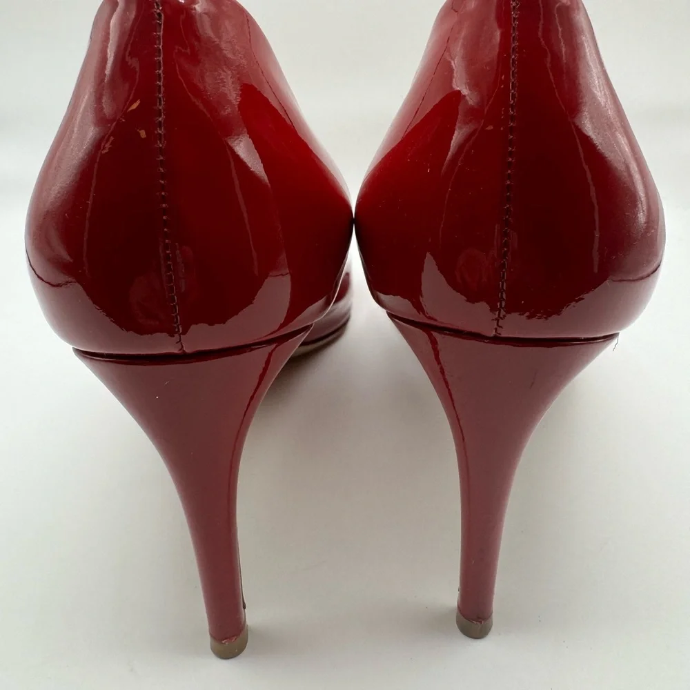 Salvatore Ferragamo Patent Leather Bow Accents Pumps - Picture 5 of 9